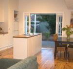 The Yellow Daisy - Kingaroy Accommodation