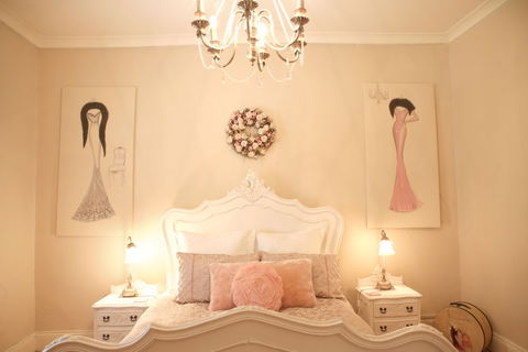 Azalea Cedar-Rose Villa - Kingaroy Accommodation 1