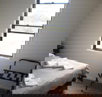 Riverdowns Cottage - Kingaroy Accommodation