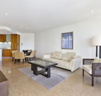 COTTON BEACH on the POOL 66 - Kingaroy Accommodation