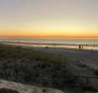 Beachside Luxury getaway in Glenelg - Kingaroy Accommodation