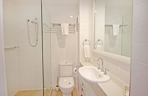 Coolum Baywatch Luxury Style Penthouse Linen Included WIFI 500 Bond - Kingaroy Accommodation 6
