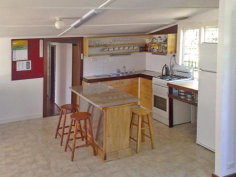 Inlet Waters - Kingaroy Accommodation 1