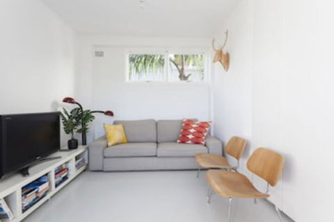 Wave-watch (624i) - Kingaroy Accommodation 0