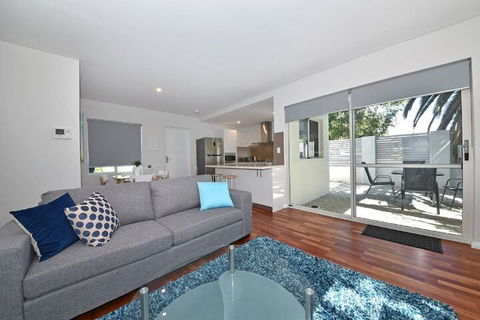 Stylish Apartment Near Perth City 2210 - Kingaroy Accommodation 1
