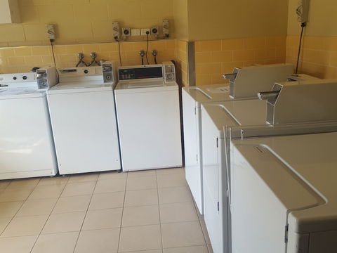Gundagai Tourist Suites - Kingaroy Accommodation 6