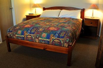 Eacottage - Kingaroy Accommodation 6