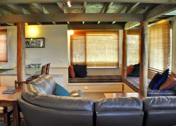 Eacottage - Kingaroy Accommodation 1
