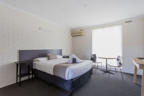 Busselton Motel - Kingaroy Accommodation 4