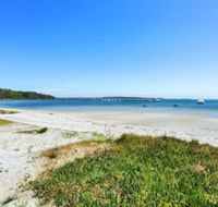 Waterfront at Sunset Boulevard Soldiers Point - Kingaroy Accommodation