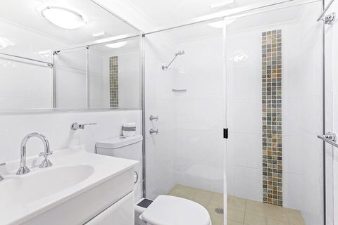 Grevillia, Bay Parklands, Unit 38/2 Gowrie Avenue - Kingaroy Accommodation 6