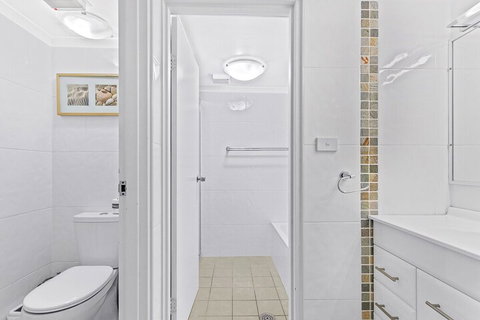 Grevillia, Bay Parklands, Unit 38/2 Gowrie Avenue - Kingaroy Accommodation 5