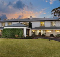 Luxury Bungalow - Kingaroy Accommodation