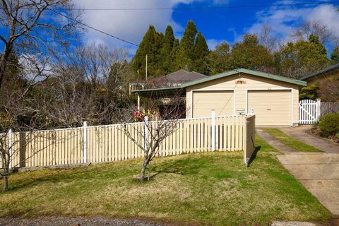 Raspberry Terrace Of Leura - Kingaroy Accommodation 4