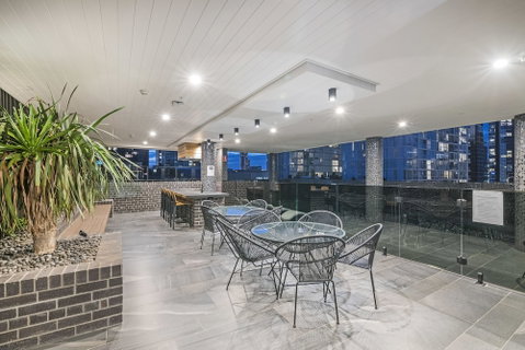 Nero Newstead - Kingaroy Accommodation 1