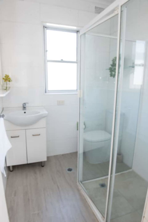 Manly 2 Stay Holiday Apartments - Kingaroy Accommodation 2