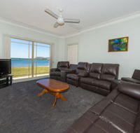 Cook St. 4 Salamander Bay - Kingaroy Accommodation