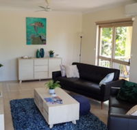 Beach House on Begley - Airlie Beach - Kingaroy Accommodation
