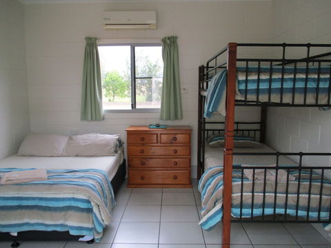 Ingham Tourist Park - Kingaroy Accommodation 2