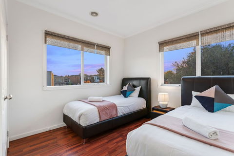 City Condo - Melbourne - Kingaroy Accommodation 5