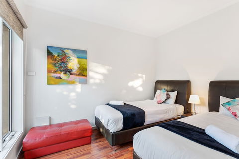 City Condo - Melbourne - Kingaroy Accommodation 6