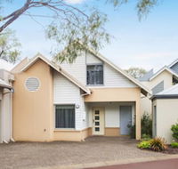 Beach Retreat - Kingaroy Accommodation
