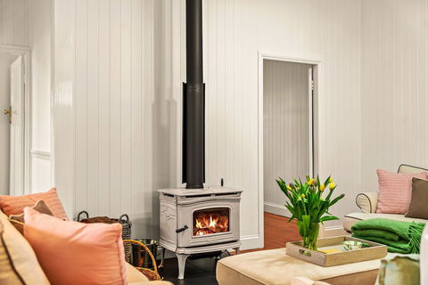 Frangipani House - Kingaroy Accommodation 7