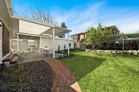 Frangipani House - Kingaroy Accommodation 2