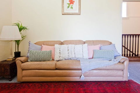 WB319 Chatswood Charmer Roomy 3 Bed Apartment - Kingaroy Accommodation 6