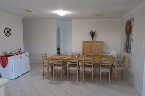 Kara Court - Kingaroy Accommodation 2