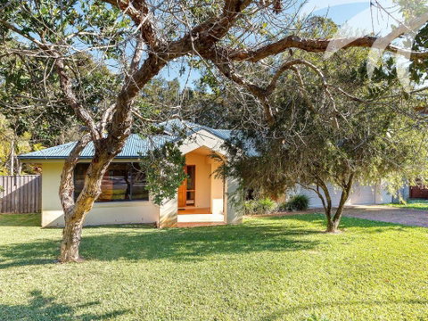 Clarke House - Kingaroy Accommodation 1