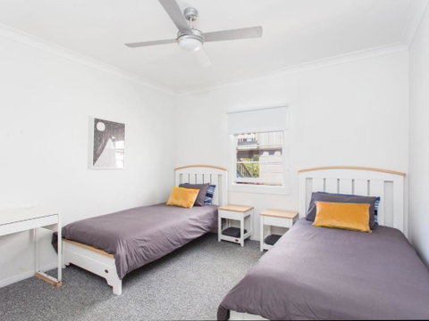 The Beach Shack - Kingaroy Accommodation 1