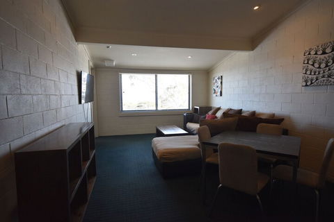 Alpine Heights 9 - Kingaroy Accommodation 3