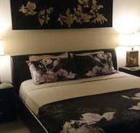 Palm Lakeside - Bowen Whitsundays Wifi Netflix Private Cool Luxury - Kingaroy Accommodation