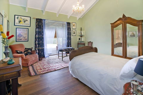 TRANQUILO BEACH HOUSE - Kingaroy Accommodation 5