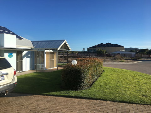 Golf And Beach Retreat - Kingaroy Accommodation 0