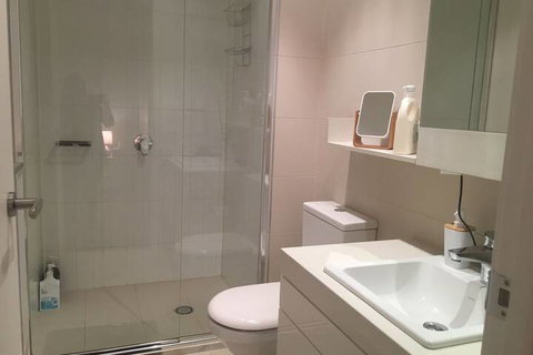 Lovely Home - Kingaroy Accommodation 7