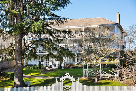Lake Daylesford Apartments 7 - Kingaroy Accommodation 1