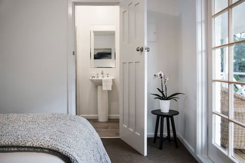 Lake Daylesford Apartments 7 - Kingaroy Accommodation 3