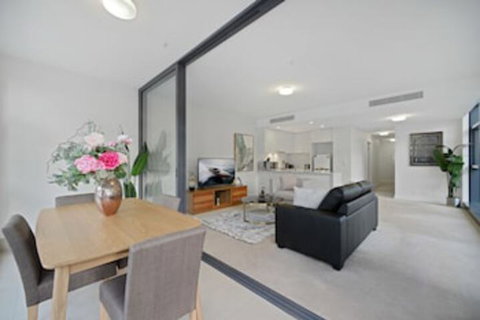 HomeHotel Walking To Trains Westfield & Cinema - Kingaroy Accommodation 0