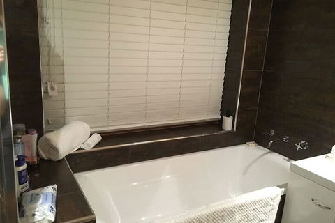 Mud Brick Cottage Cobungra - Kingaroy Accommodation 5
