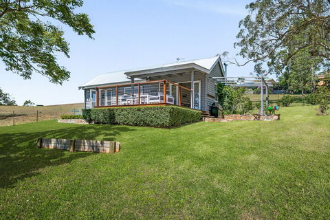 Hollow Tree Farm - Peace And Quiet On 30 Acres Right In Toowoomba - Kingaroy Accommodation 2