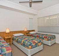 Deep Blue 20 - Kingaroy Accommodation