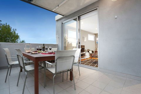 Essendon Sub Penthouse On Napier - Kingaroy Accommodation 4