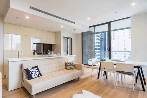 Fabulous City 2 BDR Apt In New Building - Kingaroy Accommodation 7