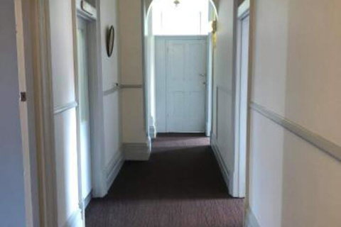 Leura Hotel Camperdown - Kingaroy Accommodation 2