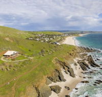 Cliffs End Beach Shack 105 Gold Coast Drive Carrickalinga - Kingaroy Accommodation