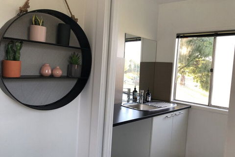 Millieâ€™s A Frame Uralla Haven - Kingaroy Accommodation 5