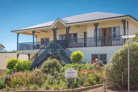 Lavender Hills 12 Bennett Street - Kingaroy Accommodation 5