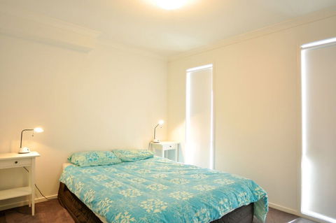 Chiaro Villa Surf Side - Kingaroy Accommodation 6